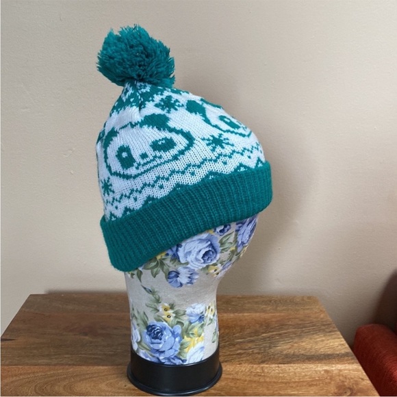 VTG 80’S Green Panda Bear Knit Knitted Pom Pom Winter Hat Beanie - Picture 8 of 14